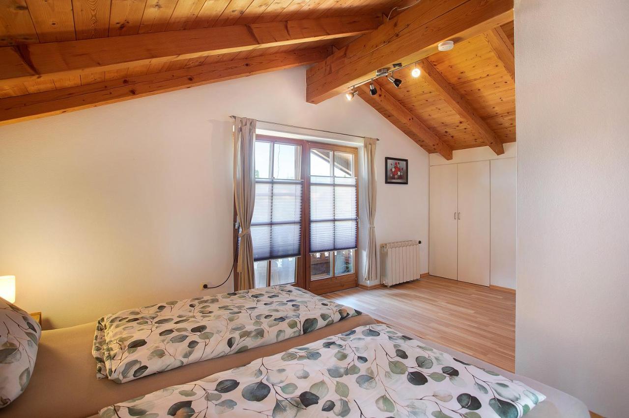 Josys Ferienwohnung Gstadt am Chiemsee Exterior photo